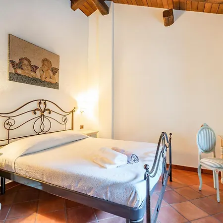 Stunning Home In Montepaone